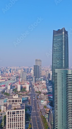 Wallpaper Mural 4K Real Time Aerial view of Shanghai skyline and winding river in sunny day. Torontodigital.ca