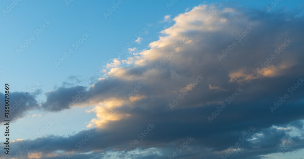 Obraz premium Beautiful clouds on the sky after sunset . Sunset sky background.