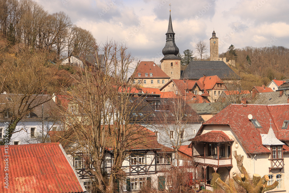 Bad Berneck im Fichtelgebirge; Ortskern mit Kirche und Schloßturm