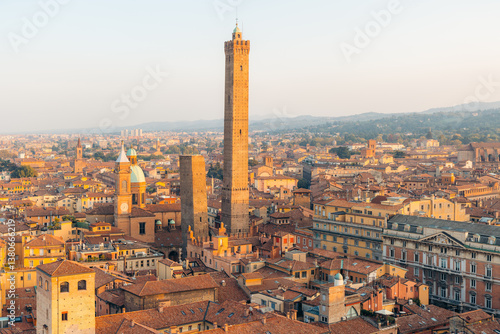 Obraz na płótnie Bologna's iconic Two Towers, Asinelli and Garisenda, stand tall over the historic city. w salonie