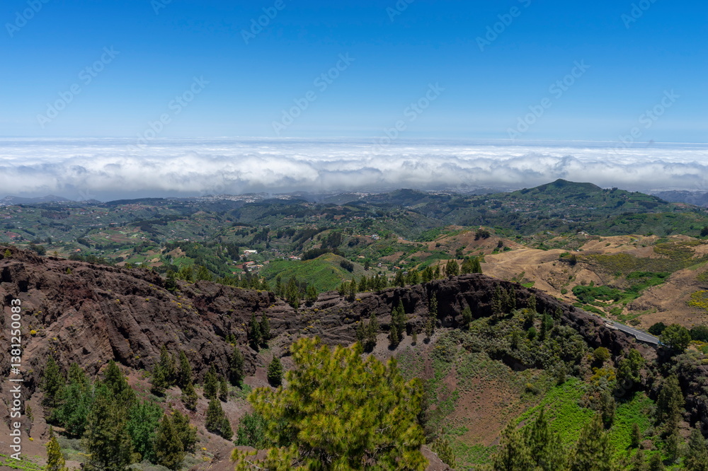 Fototapeta premium Mountains and valleys of Gran Canaria island, Spain