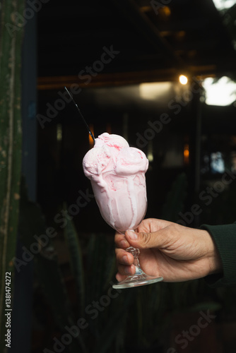 helado de nieve sabor fresa super cremoso