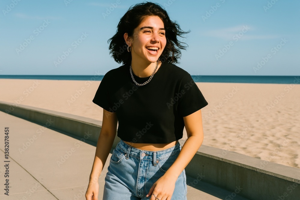 Fototapeta premium Joyful beach walk laughter.