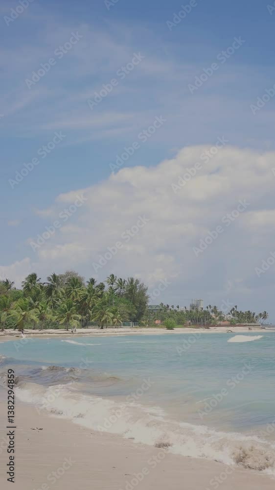 Beach in the morning, Canon oes r, c-log 8bits HD, vertical shot Beach in the morning, Canon oes r, c-log 8bits HD, vertical shot