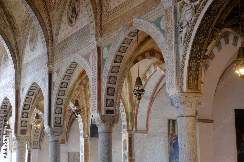 Φωτογραφία Interior of Santa Maria delle Grazie church at Milan, Italy
