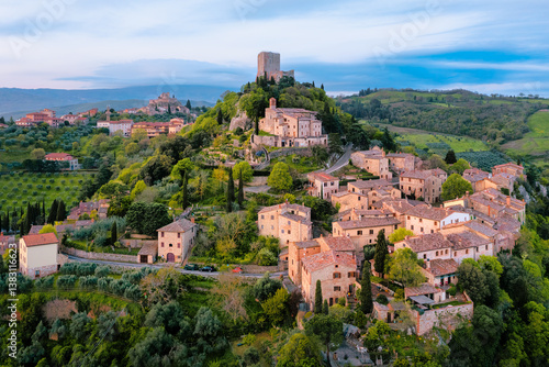 Obraz na płótnie Rocca d'Orcia village in Castiglione d'Orcia town, Orcia valley, Tuscany, Italy w salonie