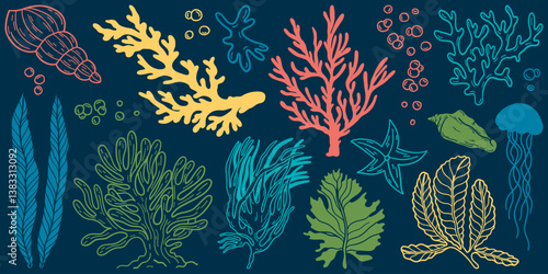 Flat outline seaweed and coral. Abstract organic shape, underwater plant, Matisse element, cute sea drawing. Cartoon sea floral set. Trendy minimal vector set.