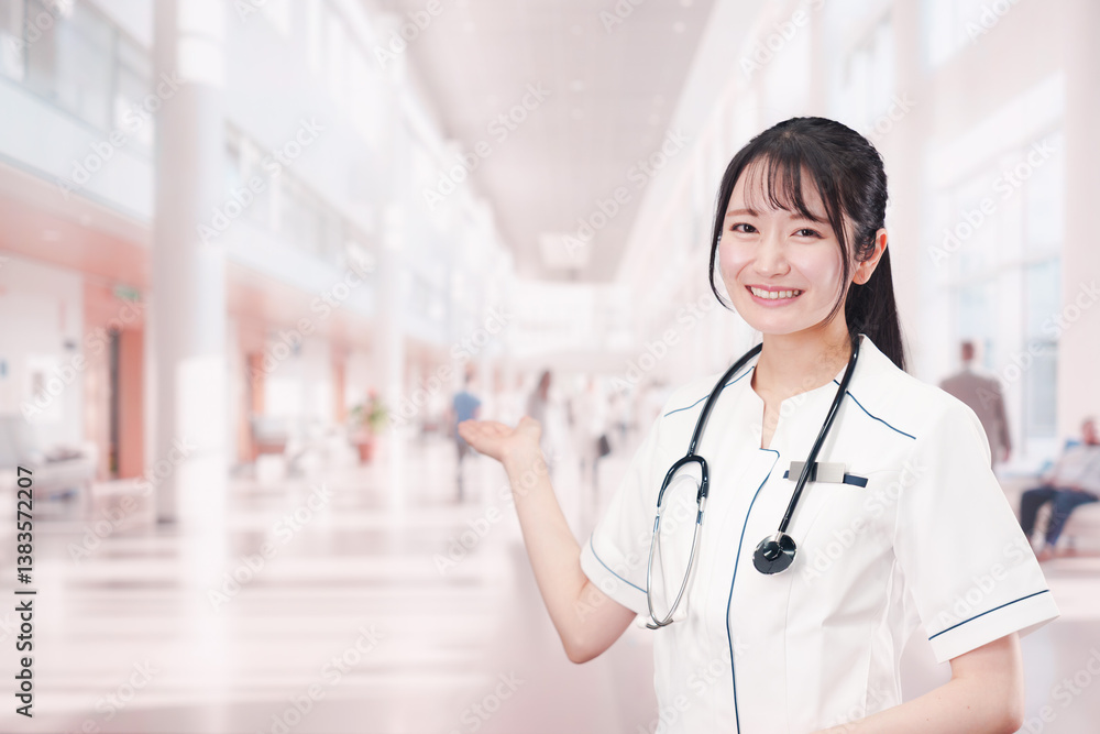 医療機関で働く若い女性の看護師 医療機関で働く若い女性の看護師