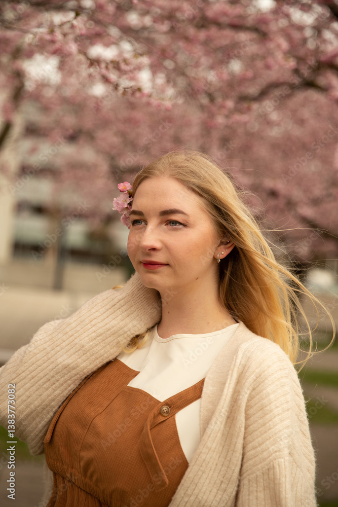 Spring blossom, blonde girl, romantic photo Spring blossom, blonde girl, romantic photo