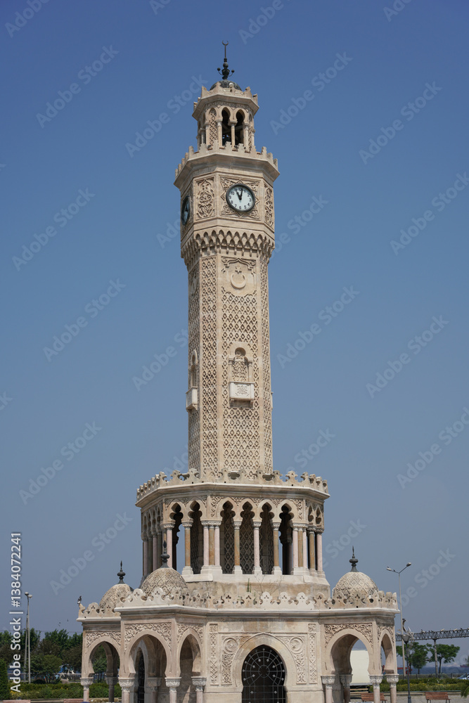 Fototapeta premium Izmir Clock Tower in Izmir, Turkey