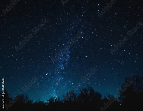 별이 있는 밤하늘. 진한 파란색에 반짝임과 별빛이 있는 은하계 일러스트.