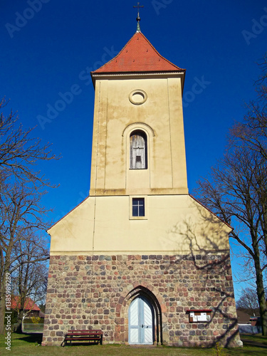Obraz na płótnie Evangelische Kirche aus dem 13. Jahrhundert
w salonie