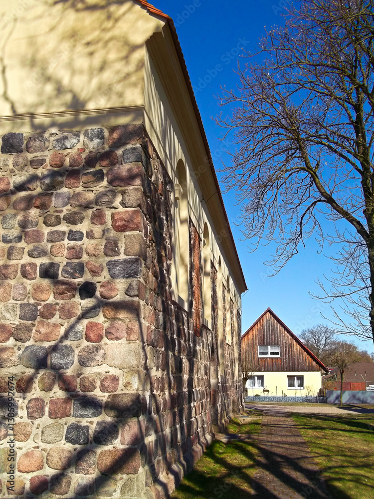 Evangelische Kirche aus dem 13. Jahrhundert