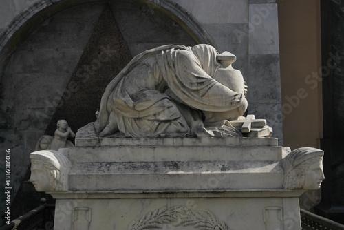statue, sculpture, monument, architecture, history, city, old, cemetery