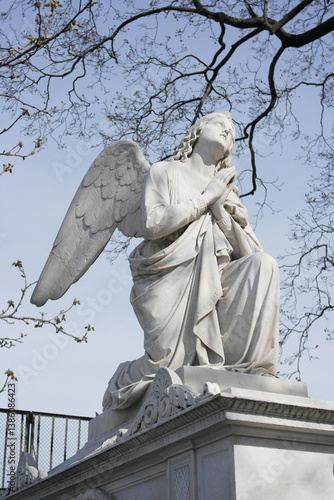 statue, sculpture, monument, architecture, history, city, old, cemetery