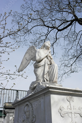 statue, sculpture, monument, architecture, history, city, old, cemetery