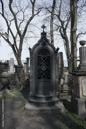 statue, sculpture, monument, architecture, history, city, old, cemetery