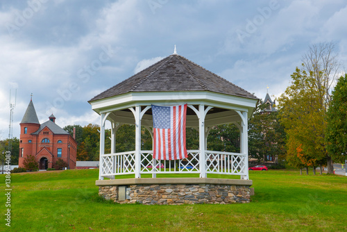 Obraz na płótnie Historic bandstand at Princeton Common in historic town center of Princeton, Massachusetts MA, USA. w salonie