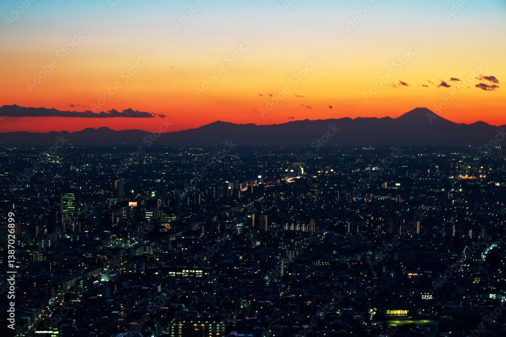 Fototapeta premium 静かに沈む夕日