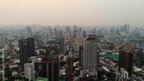 Wallpaper Mural Bangkok from Above: Aerial Tour of Thailand’s Capital Torontodigital.ca