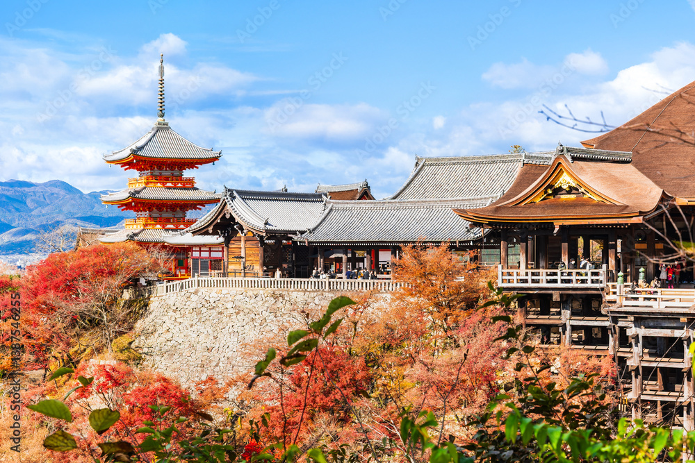 秋の京都 清水寺