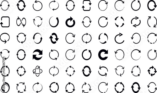 Circle arrows. Circular process, rotate infographic element. Round step loop, sync loading arrow symbol. Rotation option editable stroke vector recycle refresh signs
