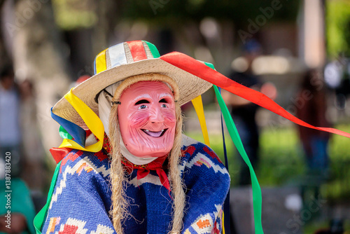 Baile de los viejitos en morelia, michoacan, cultura mexicana