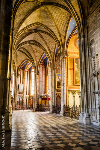 La Cathédrale Sainte-Croix d' Orléans en France