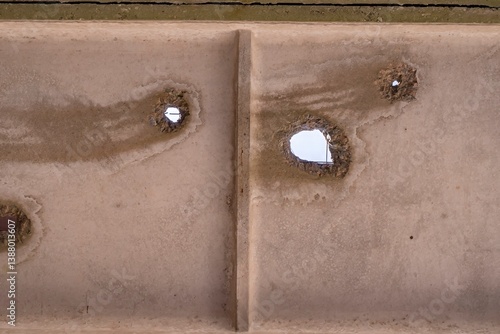 Slika na platnu Cracked, holey concrete surface for background