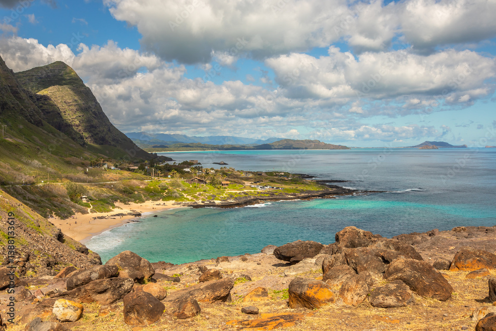 Beautiful View from Makapu Lookout with Makapuu Beach, Kaohikaipu Island and Manana Island, being both of the islands Seabird Sanctuaries, Hawaii Beautiful View from Makapu Lookout with Makapuu Beach, Kaohikaipu Island and Manana Island, being both of the islands Seabird Sanctuaries, Hawaii