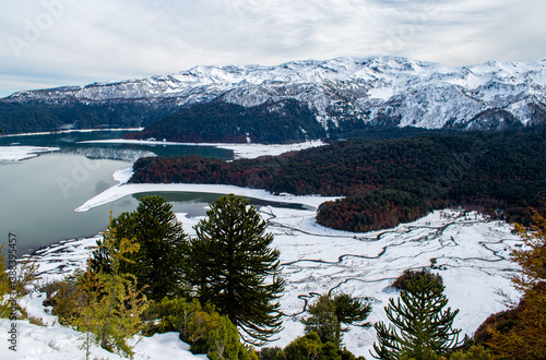 lake and mountains, Conguillio Park