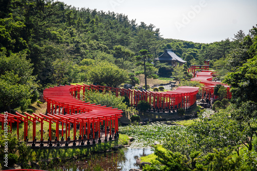 Fotografi Takayama Inari Shrine in Ushigatacho, Tsugaru, Aomori, Japan