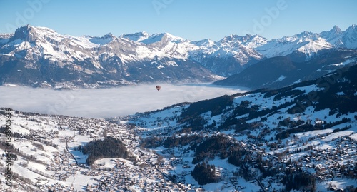 Haute Savoie : en montgolfière vue sur Megève, Combloux et les Fiz 1