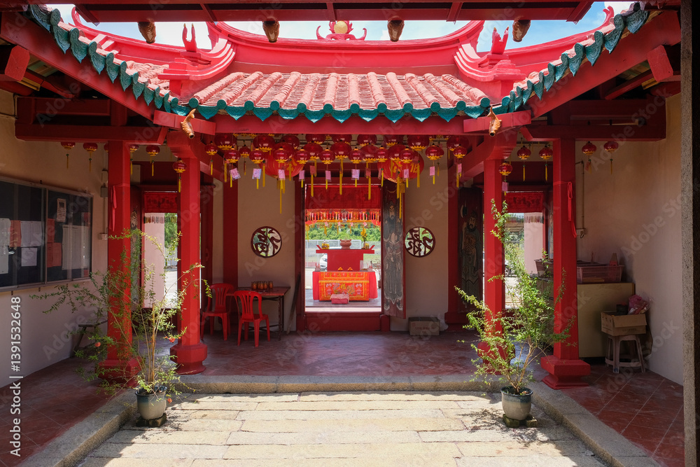 Obraz premium Kwong Hock Keong Hock Teik Cheng Sin Nibong Tebal Century-Old Chinese Temple with Classic Architecture in Penang