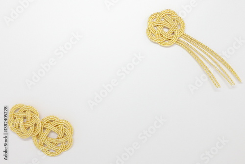 梅結びのメッセージカード風素材　背景白色