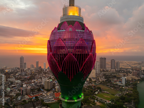 Obraz na płótnie The Lotus Tower in Colombo, Sri Lanka, is a 350-meter-tall structure resembling a lotus flower. It serves as a telecommunications hub and offers panoramic city views w salonie