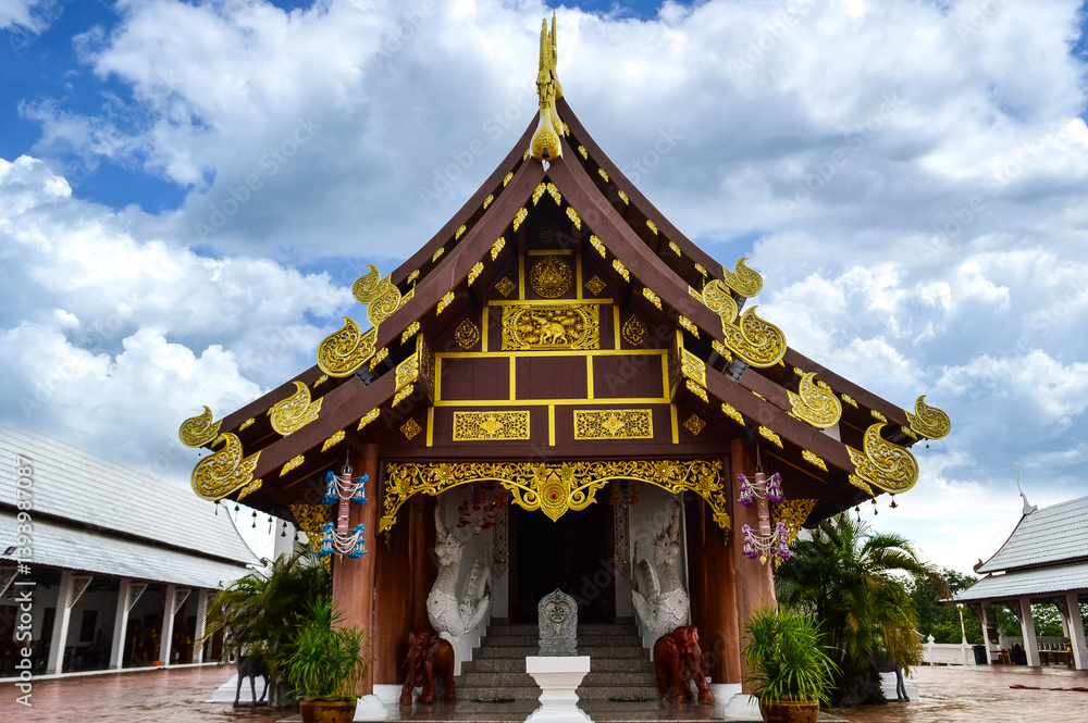 Obraz premium Church, Lanna Architecture at Wat Phra That Pu Chae, symbols of Buddhism, South East Asia at Phrae Northern Thailand