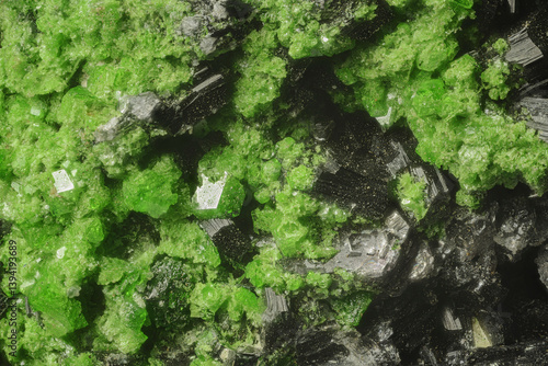 Mineral Uvarovite - Saranovskoe deposit. High magnification microphotography - scale of photography 10X