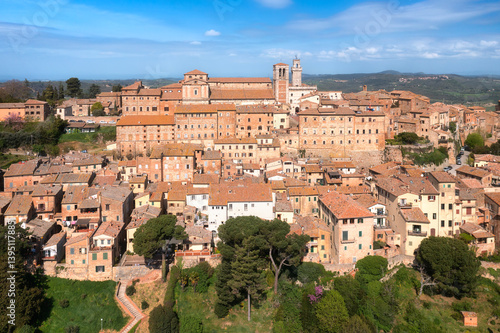 Obraz na płótnie Historical Montepulciano hill town in Tuscany, Italy w salonie
