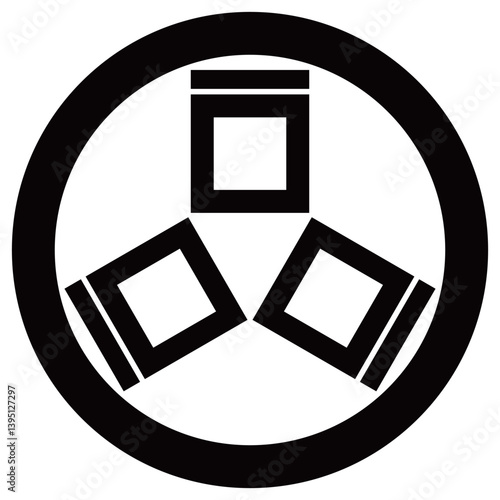 家紋です。丸に三つ枡に桝搔きといいます。