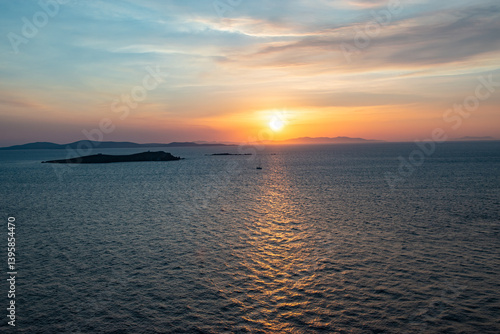 Obraz na płótnie Sunset over the Aegean Sea, Greece w salonie