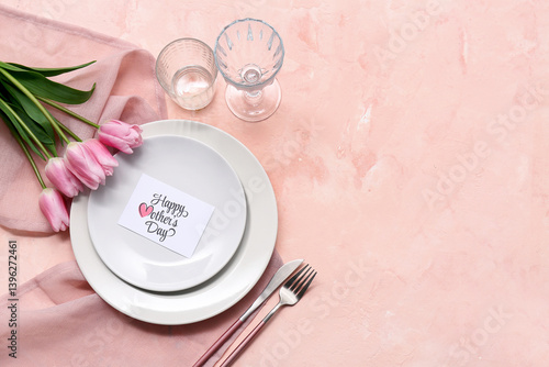 Beautiful table setting wit...