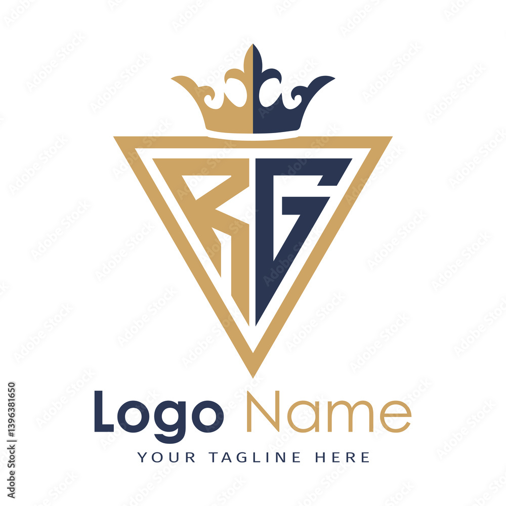 Obraz premium Initial monogram with triangle shape creative letter logo