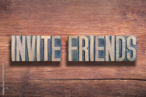 Obraz na płótnie invite friends wood w salonie