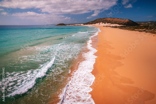 Obraz na płótnie Beautiful white sand beach and turquoise Mediterranean sea in Karpaz region, The Republic of Northern Cyprus w salonie