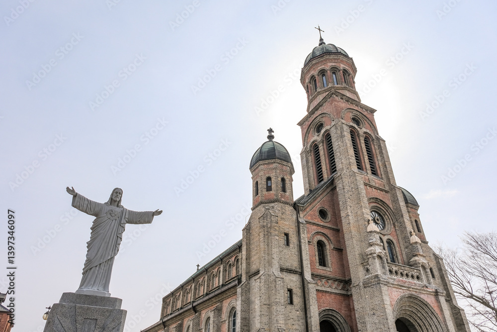 Obraz premium ロマネスク建築様式により建立された全州殿洞聖堂