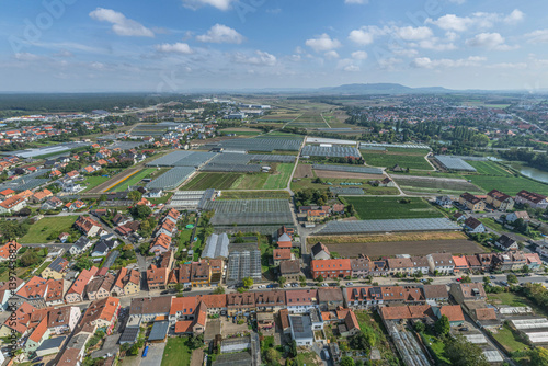 Obraz na płótnie Spätsommerlicher Blick auf Kitzingen am Main in Unterfranken w salonie
