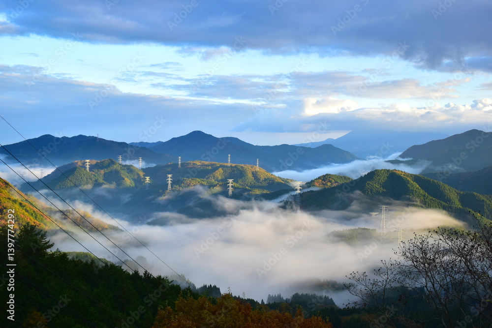 Fototapeta premium 雲海 明地展望 鳥取 鳥取県