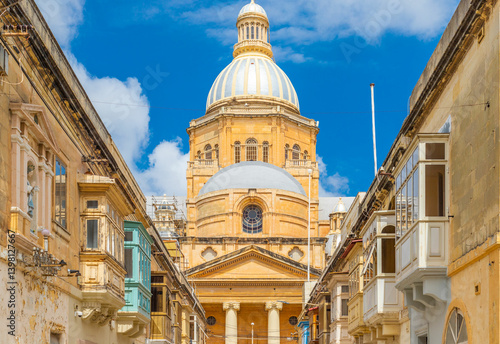 Obraz na płótnie View of the dome of The Basilica of Christ the King in Paola, a neighbouring town of Tarxien, Malta w salonie