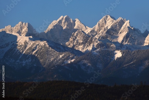 Obraz na płótnie The snow-capped peaks of the High Tatras mountains (with Vysoka and Rysy) from viewpoint Pass over Lapszanka (Pass over Łapszanka), Podhale, Poland w salonie